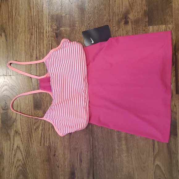 Nike Other - Womens Nike pink and white tankini swim top size M